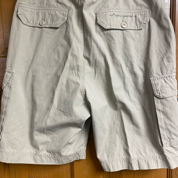 Reyn Spooner Pittsburgh Steelers Cargo Shorts
size 38. Shorts are brand new! - Picture 6 of 6